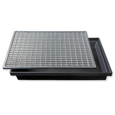 Wycieraczka metalowa seratowana ze skrzynią - 600 x 400