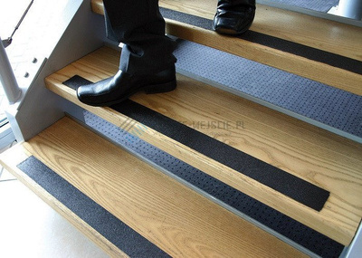 Taśma antypoślizgowa (18,3 m)