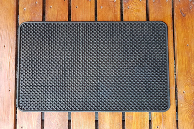 Wycieraczka gumowa kołkowa 60x40 cm