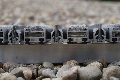 Wycieraczka w ramce aluminiowej z wkładem ryps + szczotka (22 mm)