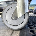 Mata gumowa ażurowa z najazdem 90x150 cm